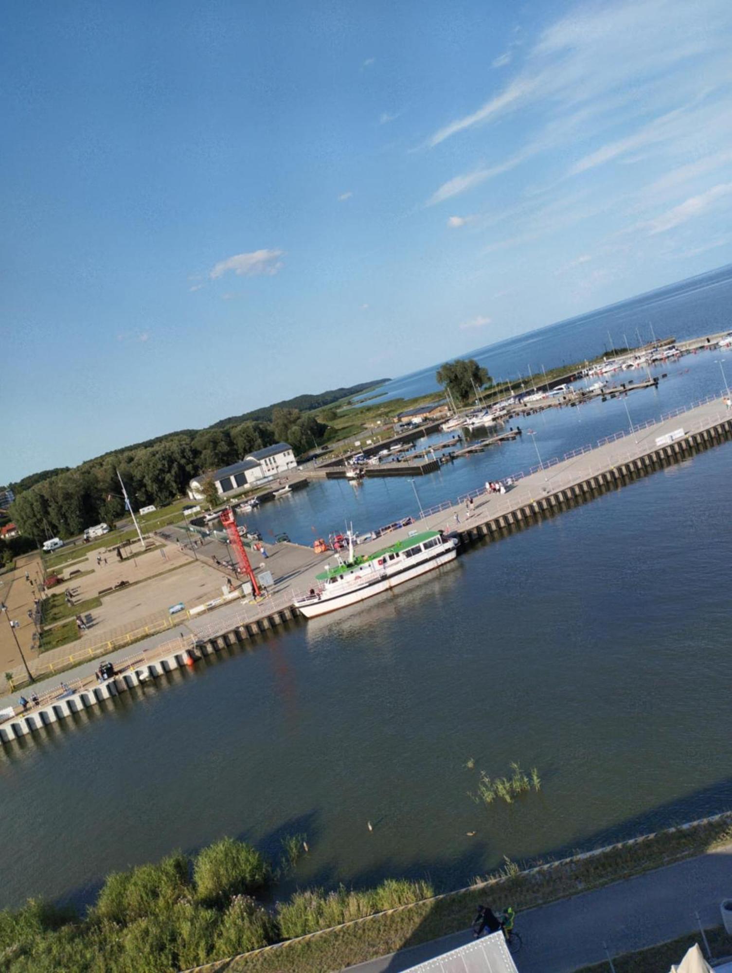 Pokoje Goscinne Nord Krynica Morska Exteriör bild